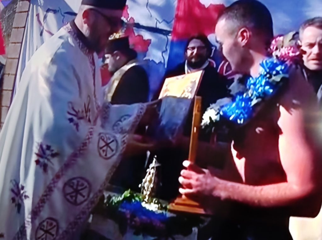 Петар Новковић први стигао до Часног крста на Богојављенском пливању у Прокупљу