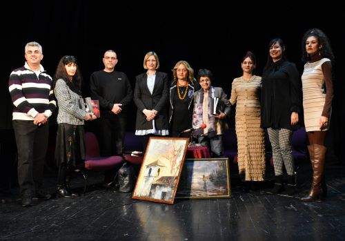 Традиционална манифестација „Сретењски сусрети песника“, по 21. пут окупила љубитеље поезије у прокупачком Дому културе.